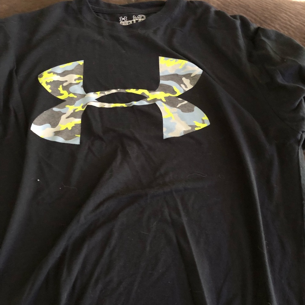 Men’s Under Armour T-shirt